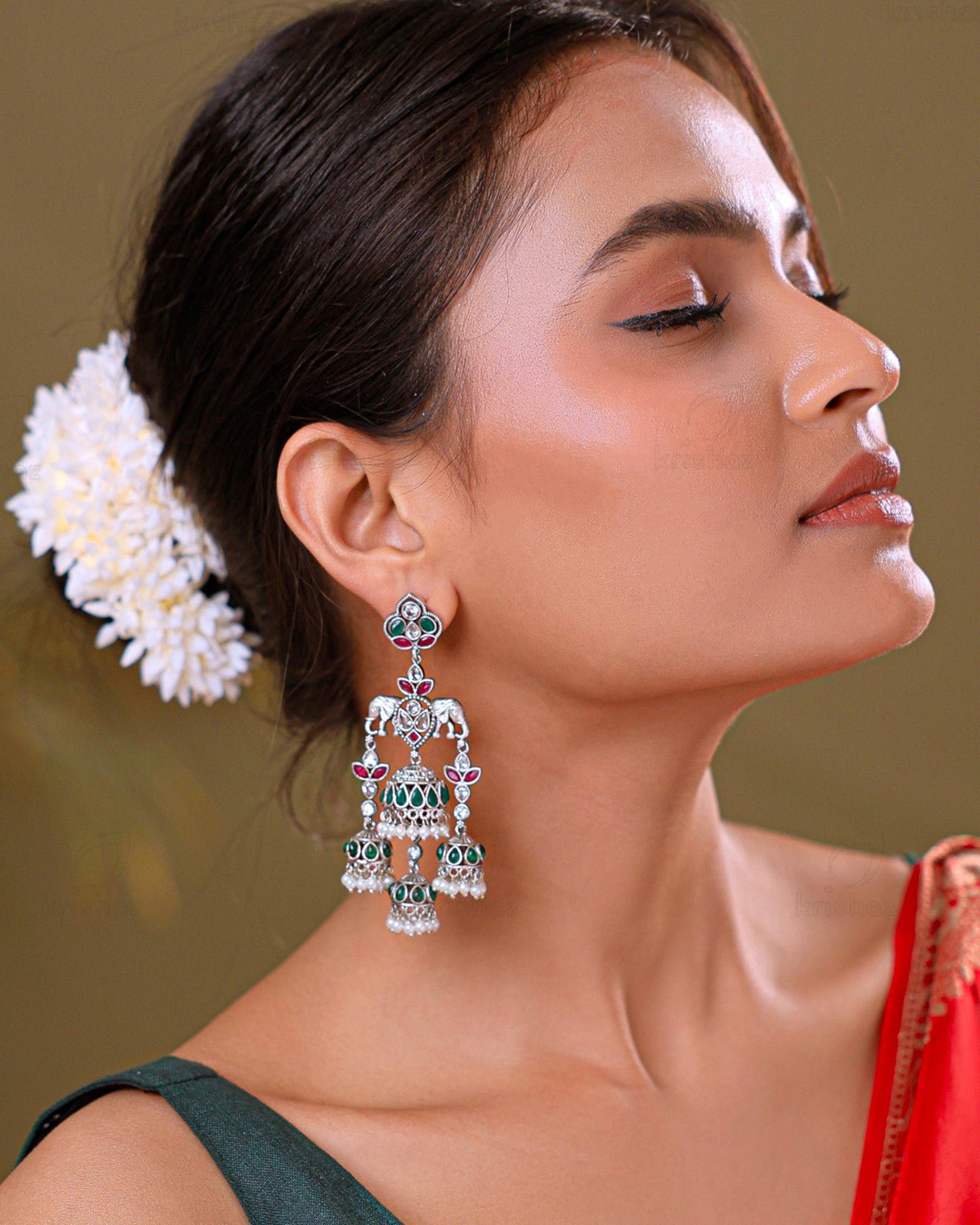 Silver Earrings</br>
collection