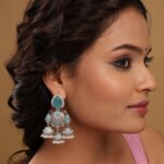 Prakriti Traditional Dangler(1)