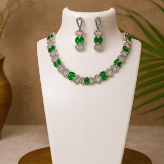 Elegant Emerald & Diamond Necklace with Matching Earrings Set